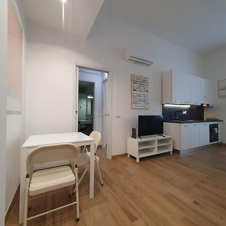 Bnbutler - Grasselli, 8 - Comfy And Newly Renovated Apartment Милано Екстериор снимка